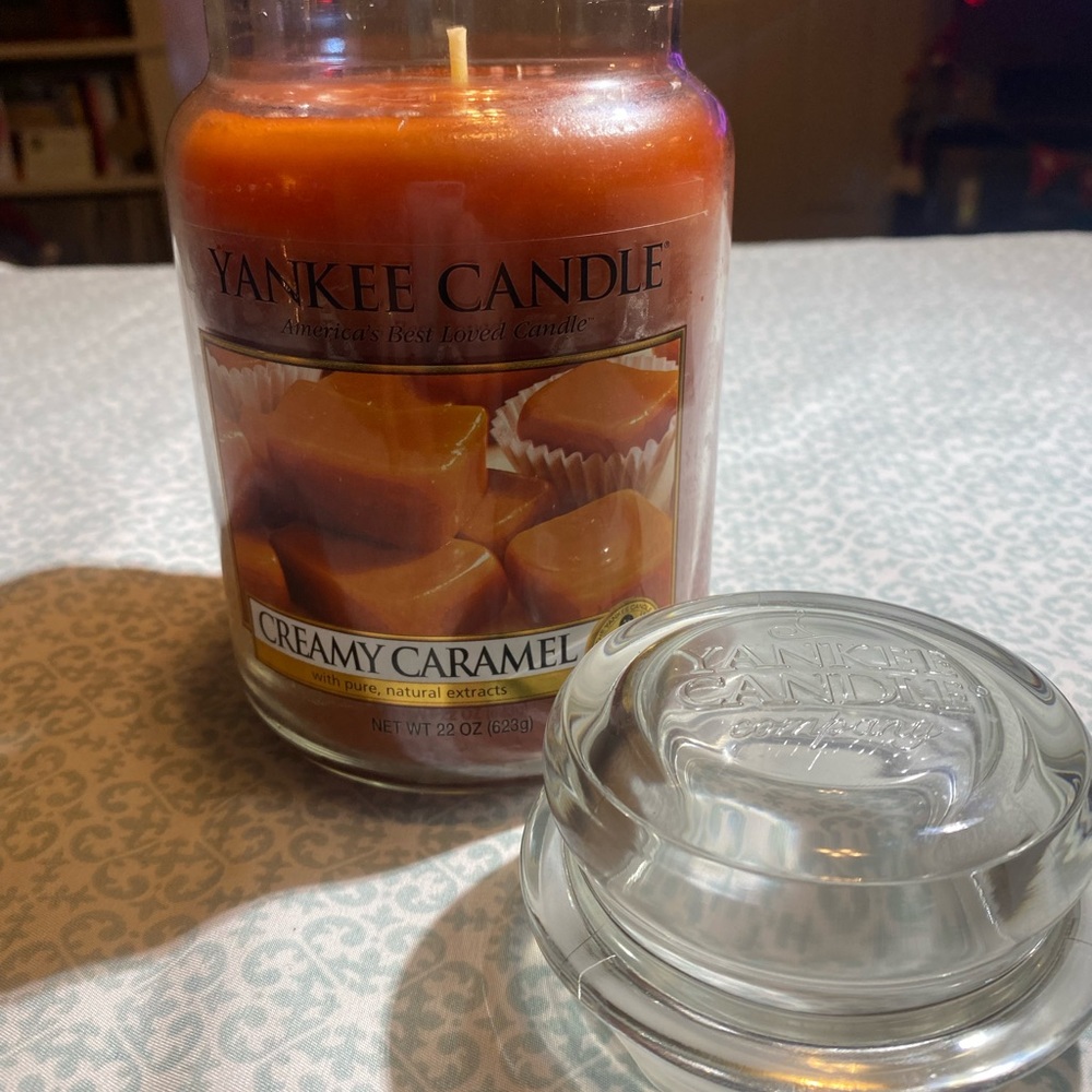 New, Never Lit - RARE Yankee Candle Large Classic 22oz Creamy Caramel